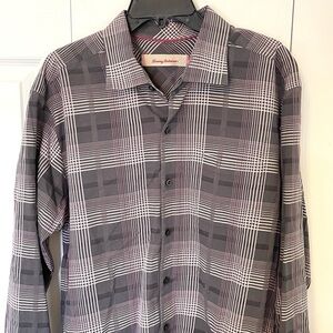 Tommy Bahama Men's long sleeve button down shirt
